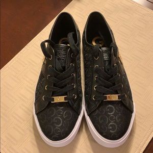 Guess flat sneakers